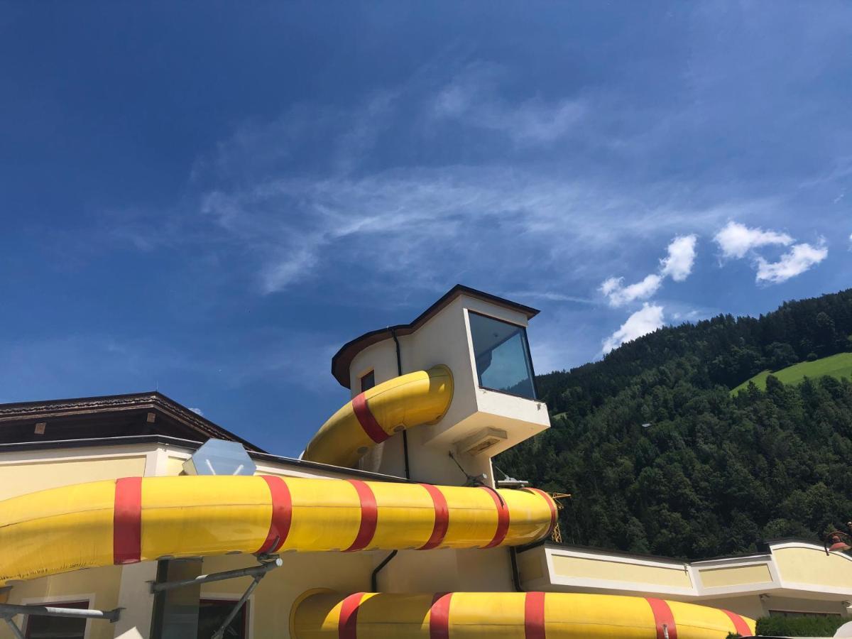 Zillerglueckhuette - 5 Sterne Camping Aufenfeld Aschau Im Zillertal 外观 照片